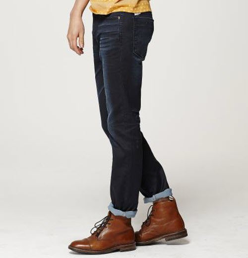 Quần jeans màu đen