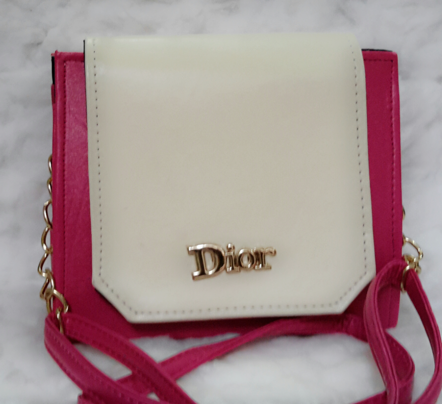 Dior vá
